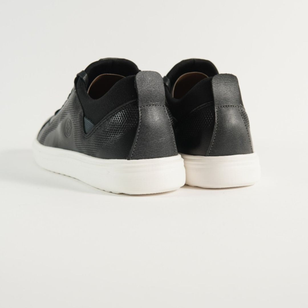 Zapato en Cuero Ref- 3133 color Negro tipo media