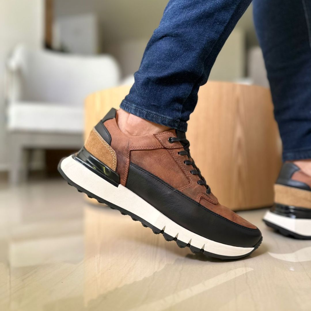 Zapato en Cuero Premium ref. 600 A Café con negro