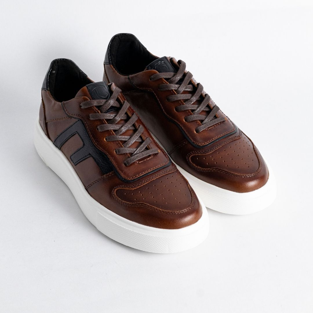 Zapato en Cuero 616  Café con Negro