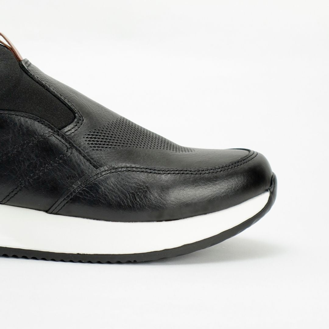 Zapato de Cuero 3201  color Negro tipo mocasín