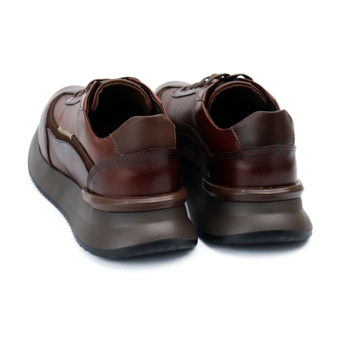 Zapato de Cuero T- 18 Color Vinotinto Con Degrade en Café