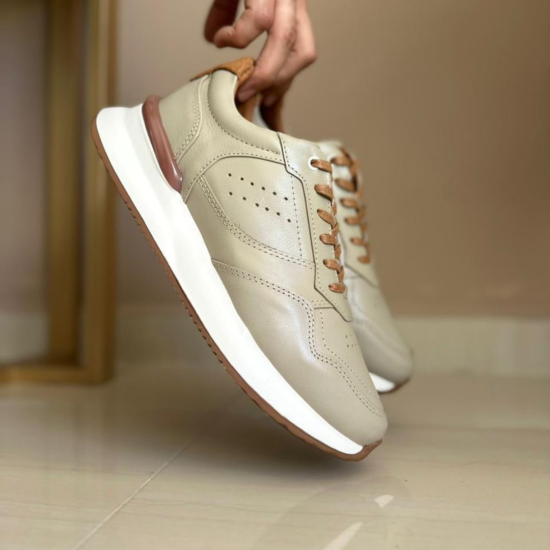 Zapato en Cuero Bucagala Color BEIS con Miel