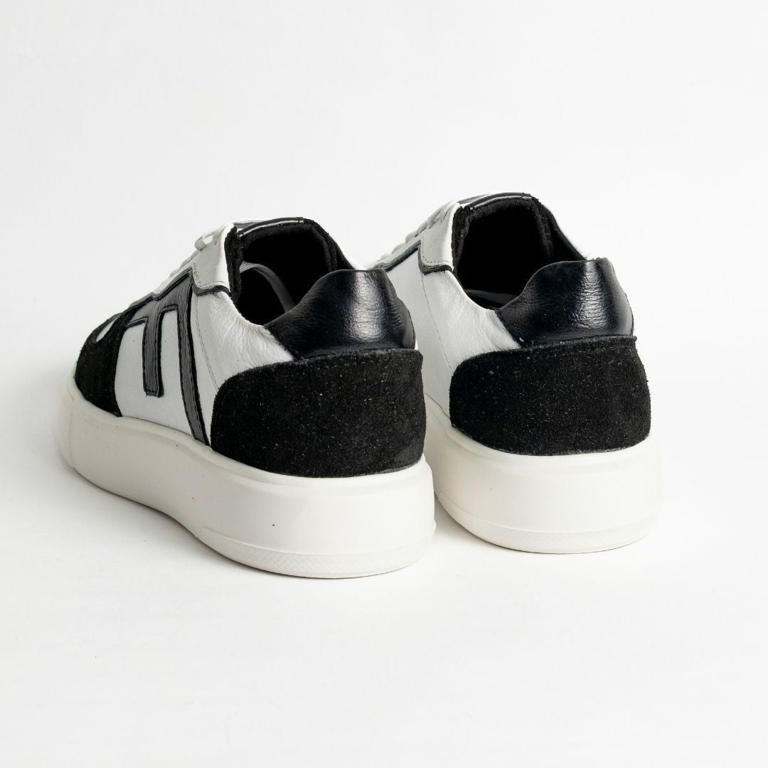 Zapato en Cuero 616 Blanco Con Negro