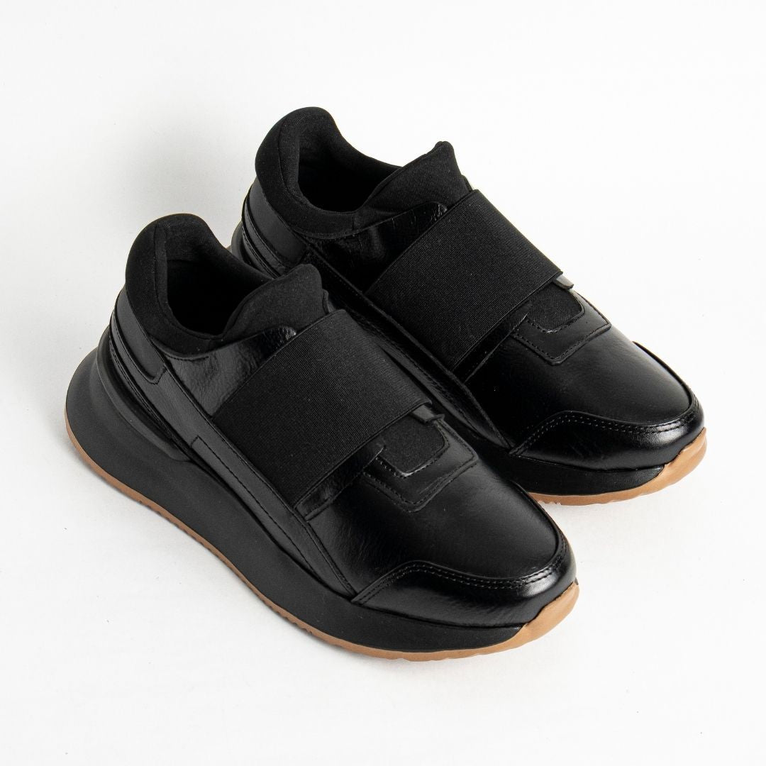 Zapato de Cuero D17 Color Negro con Elastico