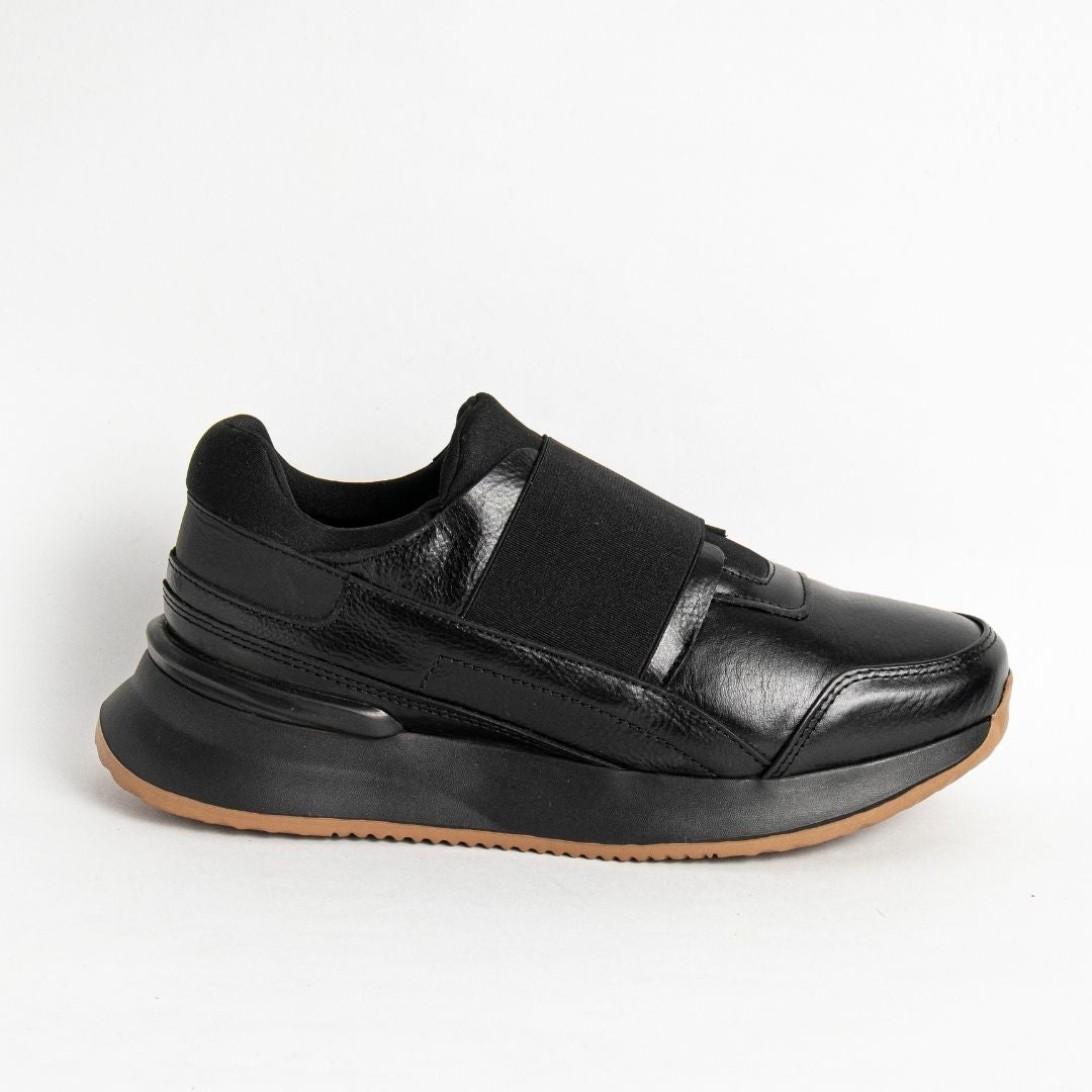 Zapato de Cuero D17 Color Negro con Elastico