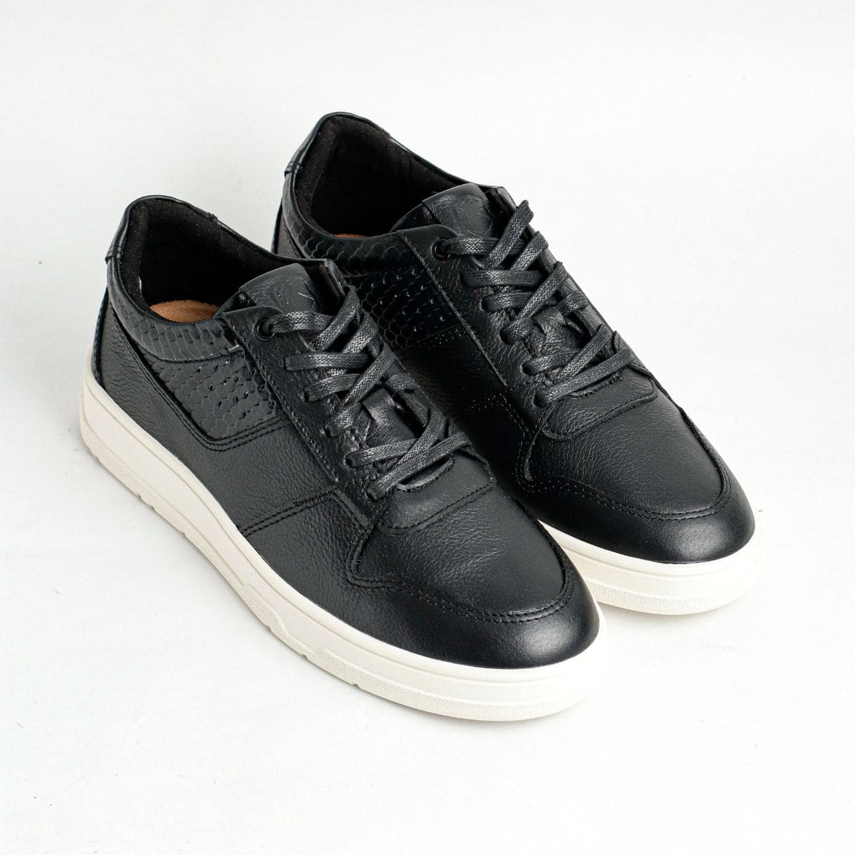 Zapato de Cuero 605 Color Negro