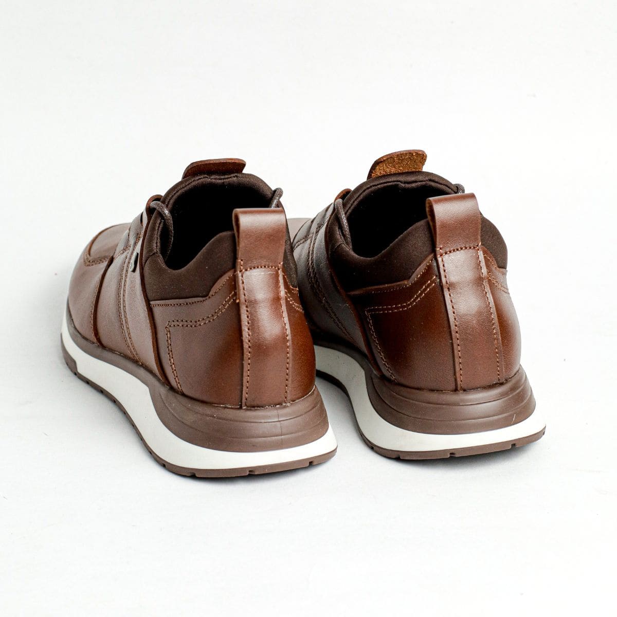 Zapato de Cuero 3123 color Café