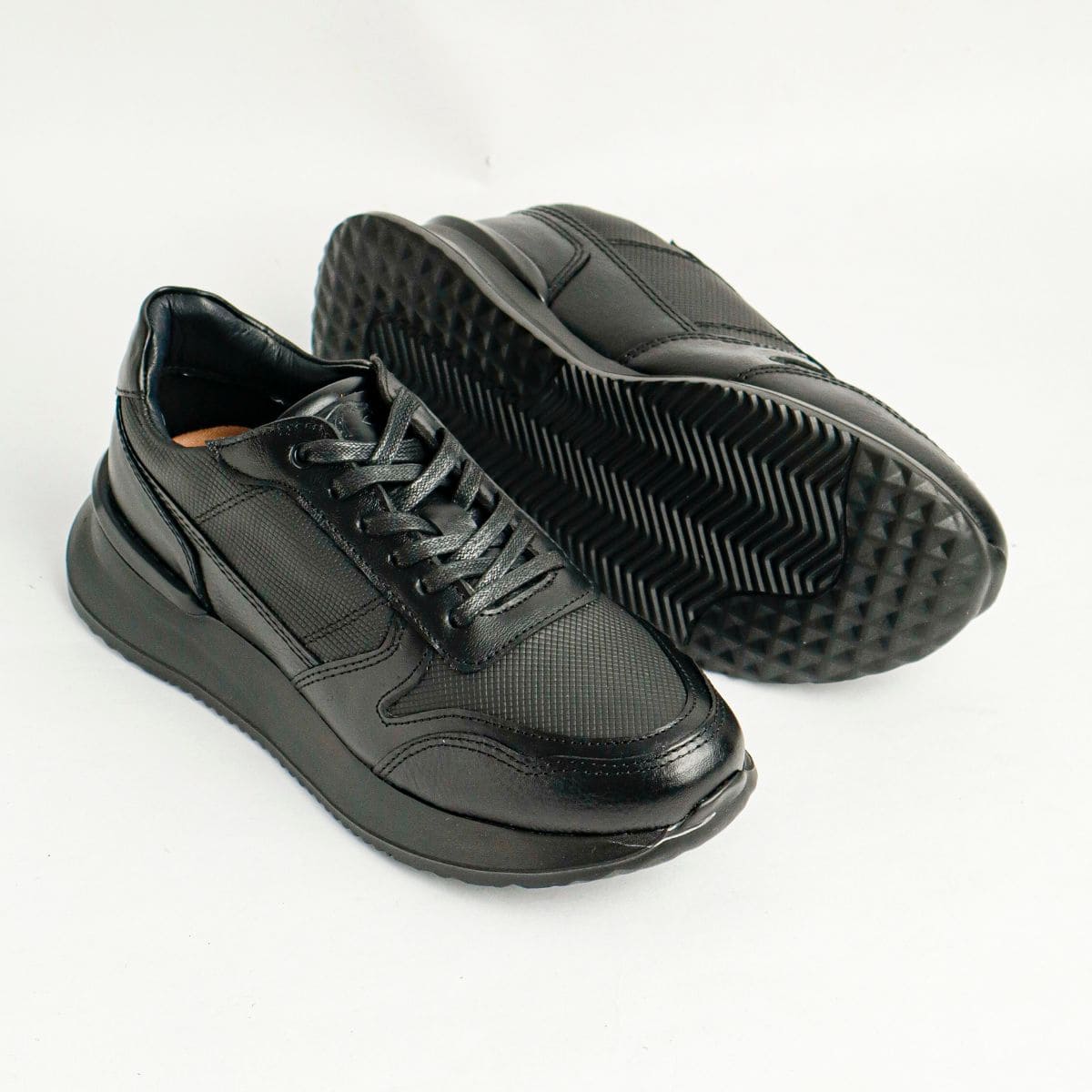 Zapato de Cuero D10 Color Negro