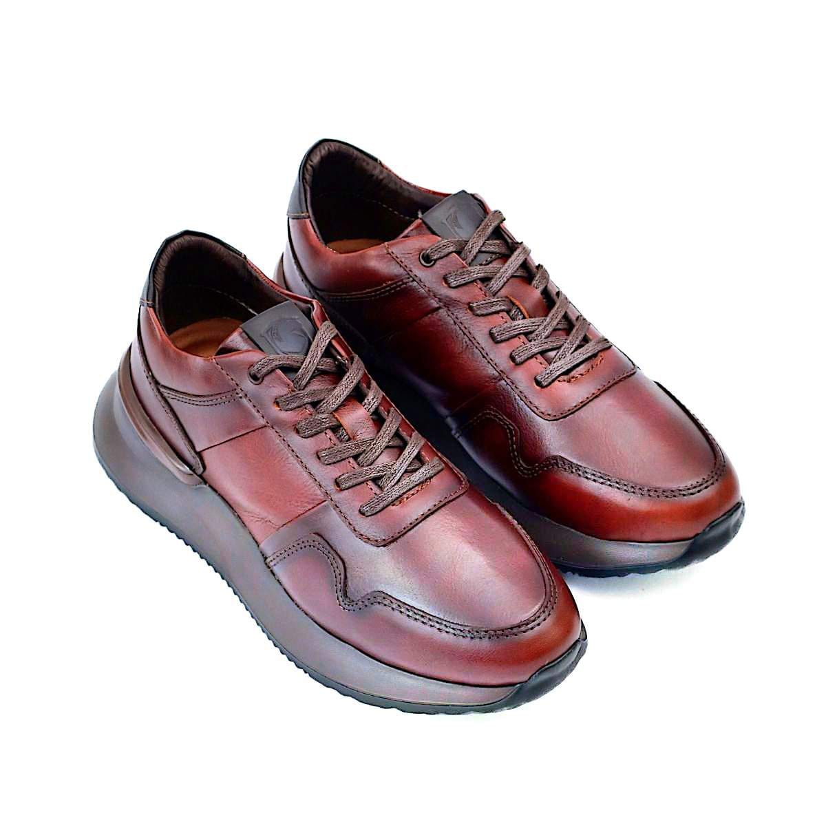 Zapato de Cuero T- 05 Color Vinotinto Con Degrade en Negro