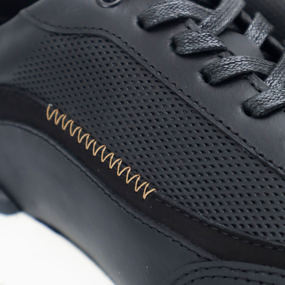 Zapato de Cuero T-008 Color Negro