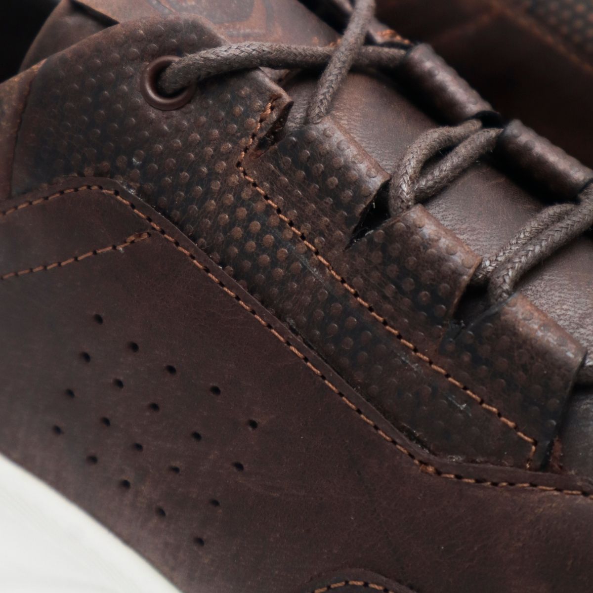 Zapato de Cuero  Graso C-24 Color Café