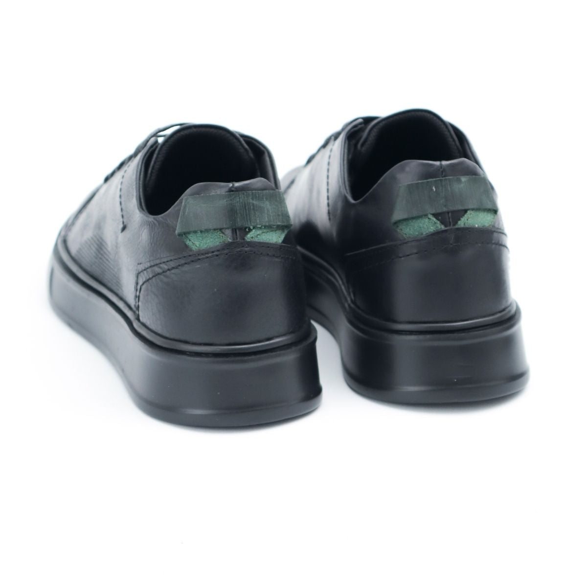 Zapato de Cuero 3312 Color Negro con Verde